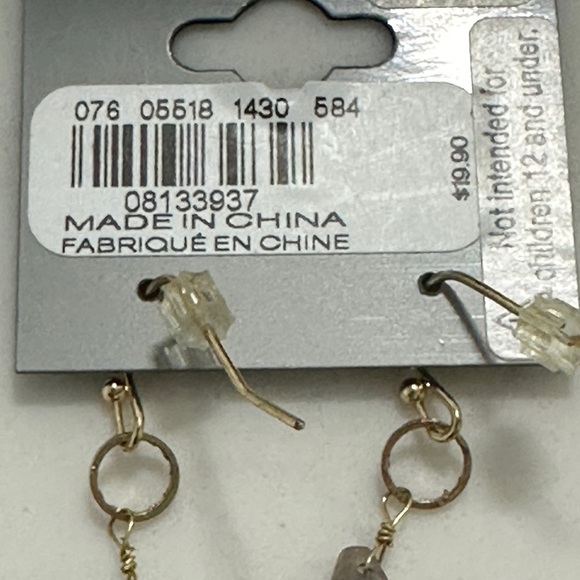 Express grey dangle earrings new - Picture 3 of 3